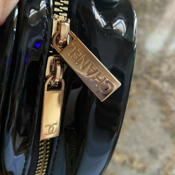 Vintage Quilted Heart Bag - Picture 4 of 9